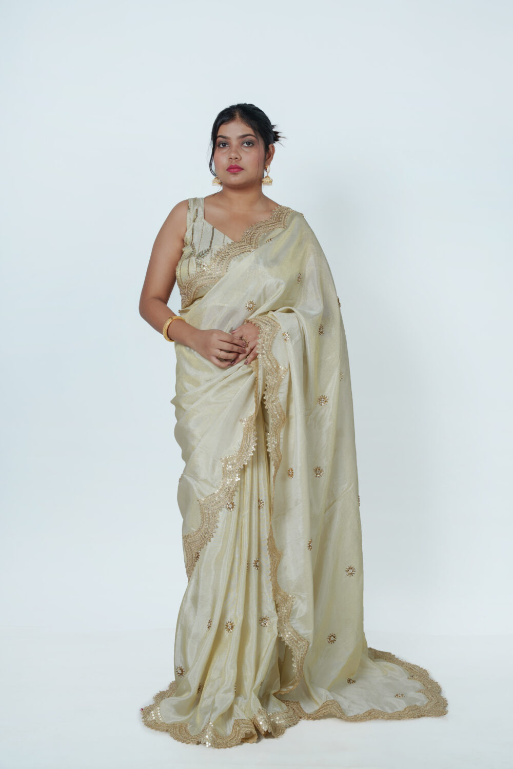 Ivory Viscose Tissue Embroidered Saree - Image 4