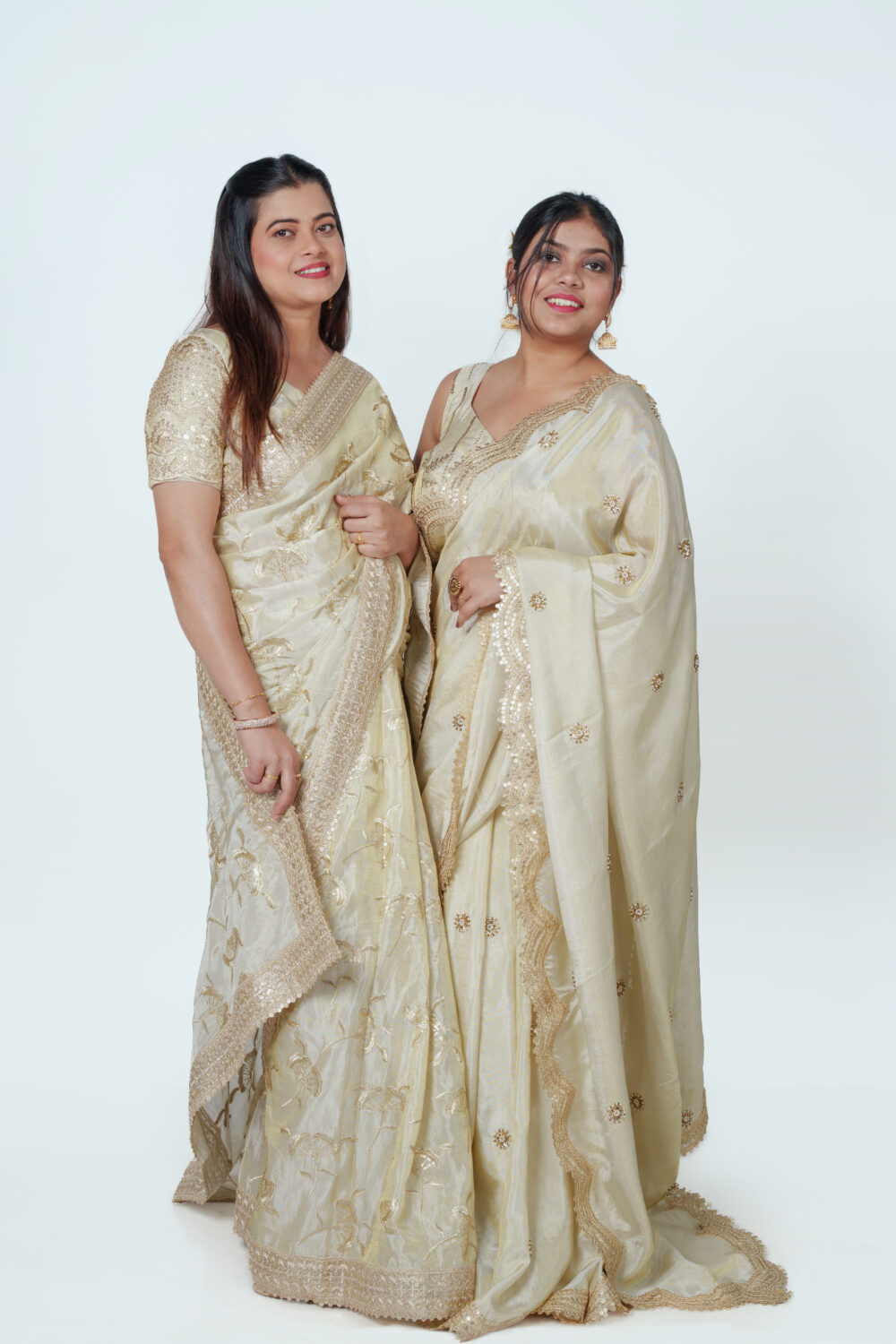 Ivory Viscose Tissue Embroidered Saree - Image 5