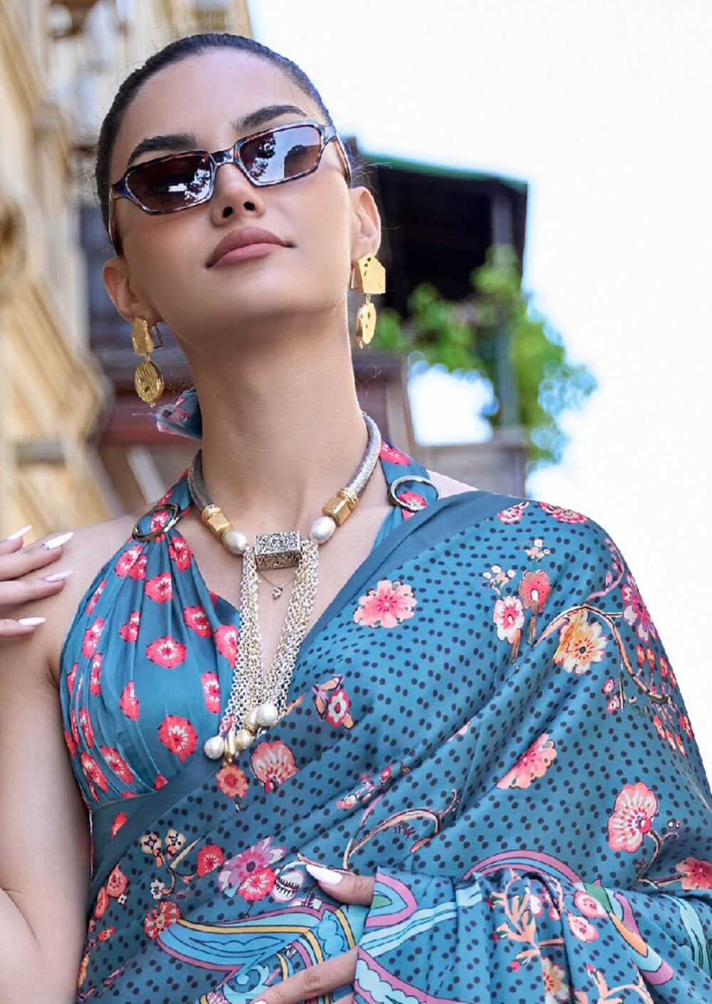 Metallic Blue Satin Crepe Saree - Image 4