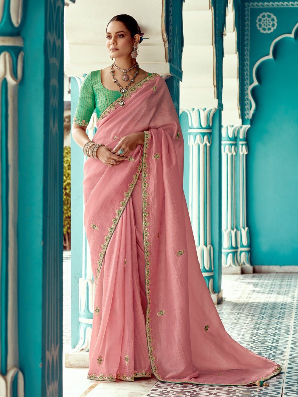 Blush Pink Crushed Tissue Saree - Image 4