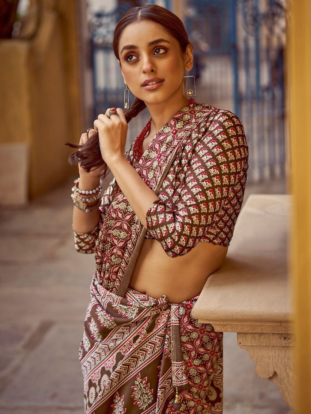 Redwood Satin Saree - Image 5