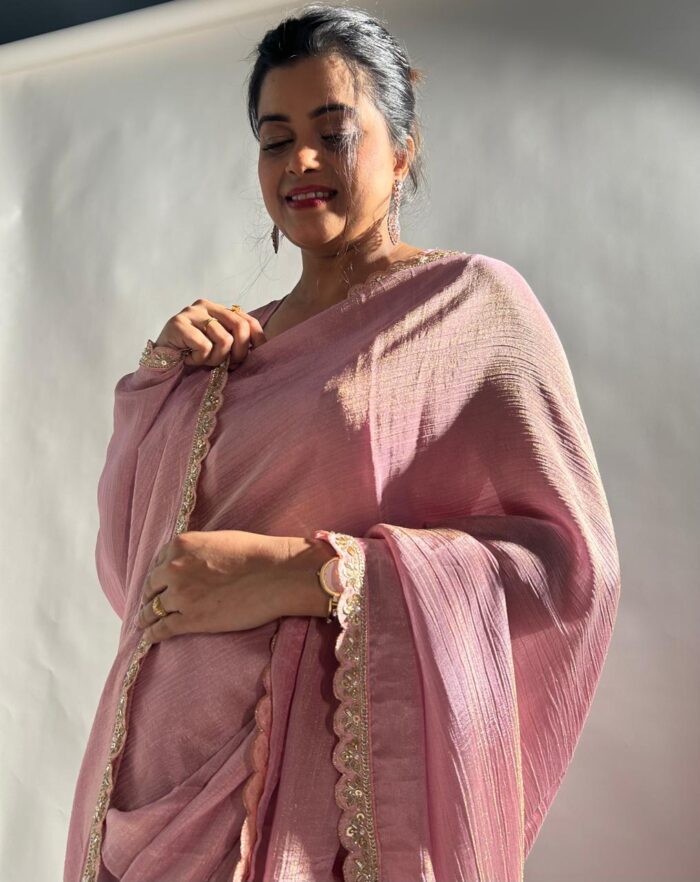 Pastel Pink Crushed Tissue Saree