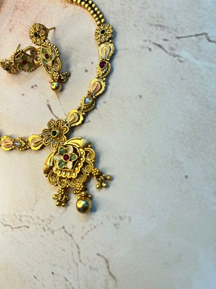 Necklace Set